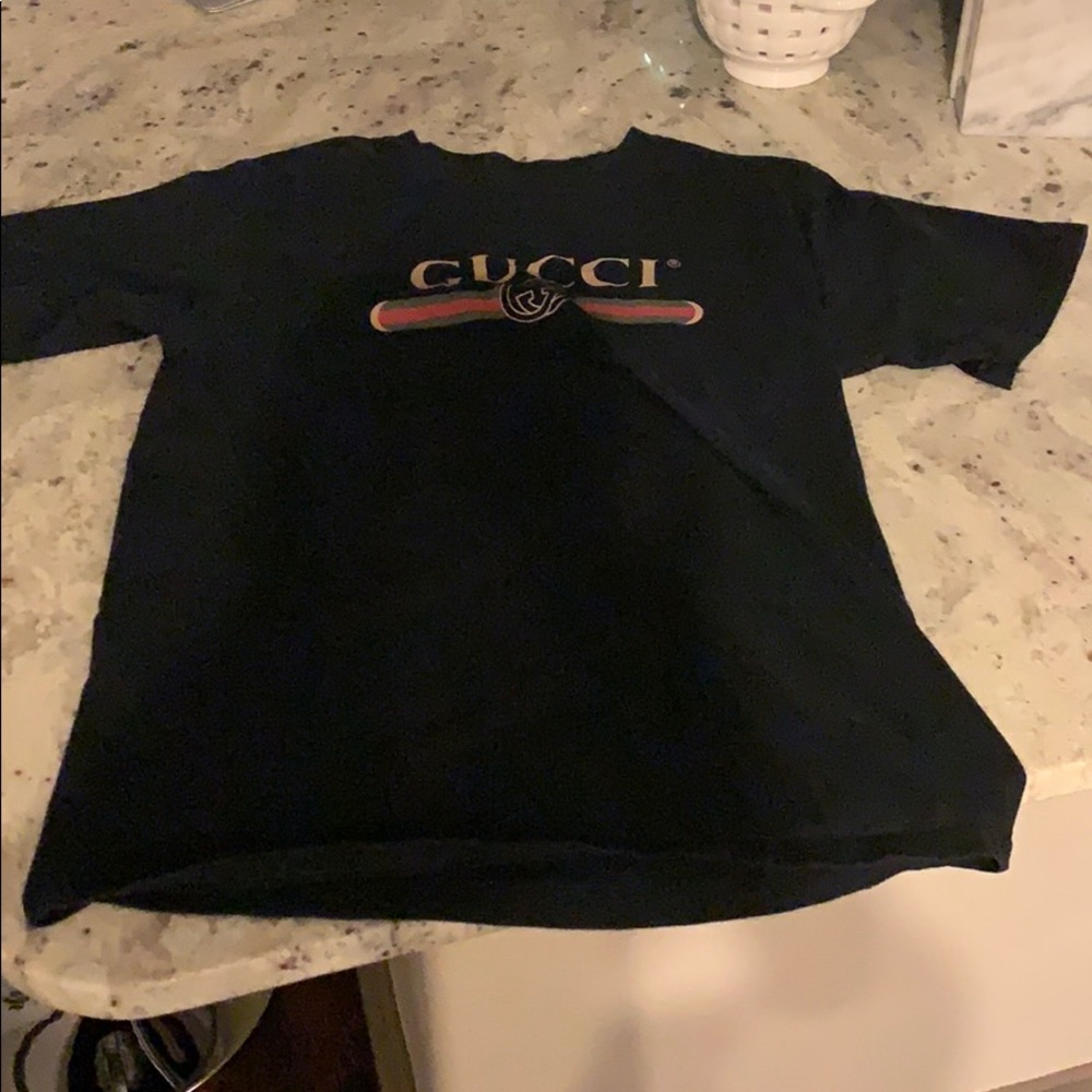 Gucci shirt
